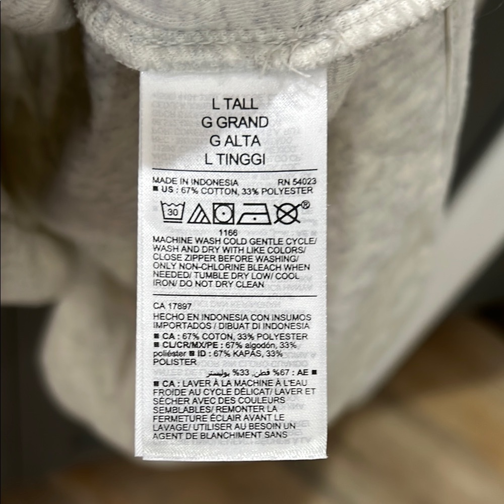Old Navy Gray/Cream Heather Oversized Quilted Hoodie Sweatshirt - Picture 8 of 8
